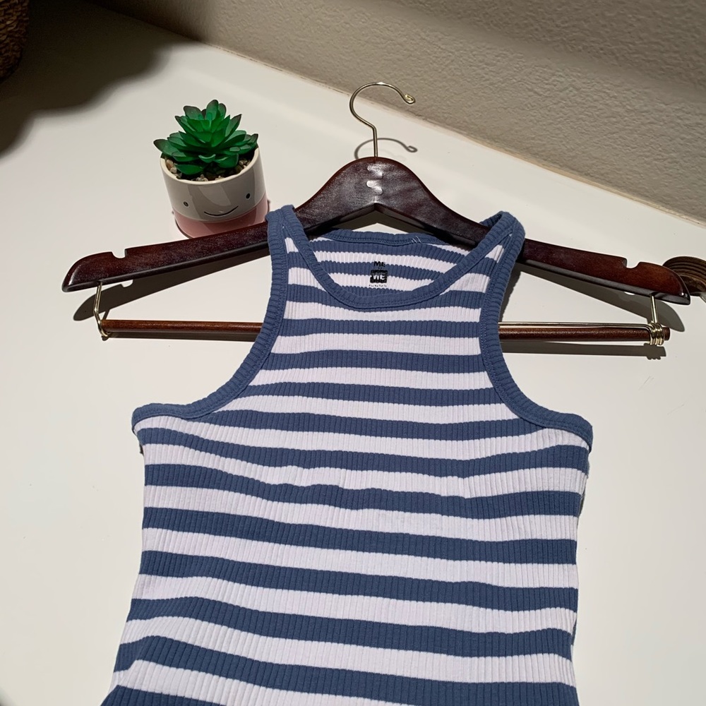blue and white stripped crop top